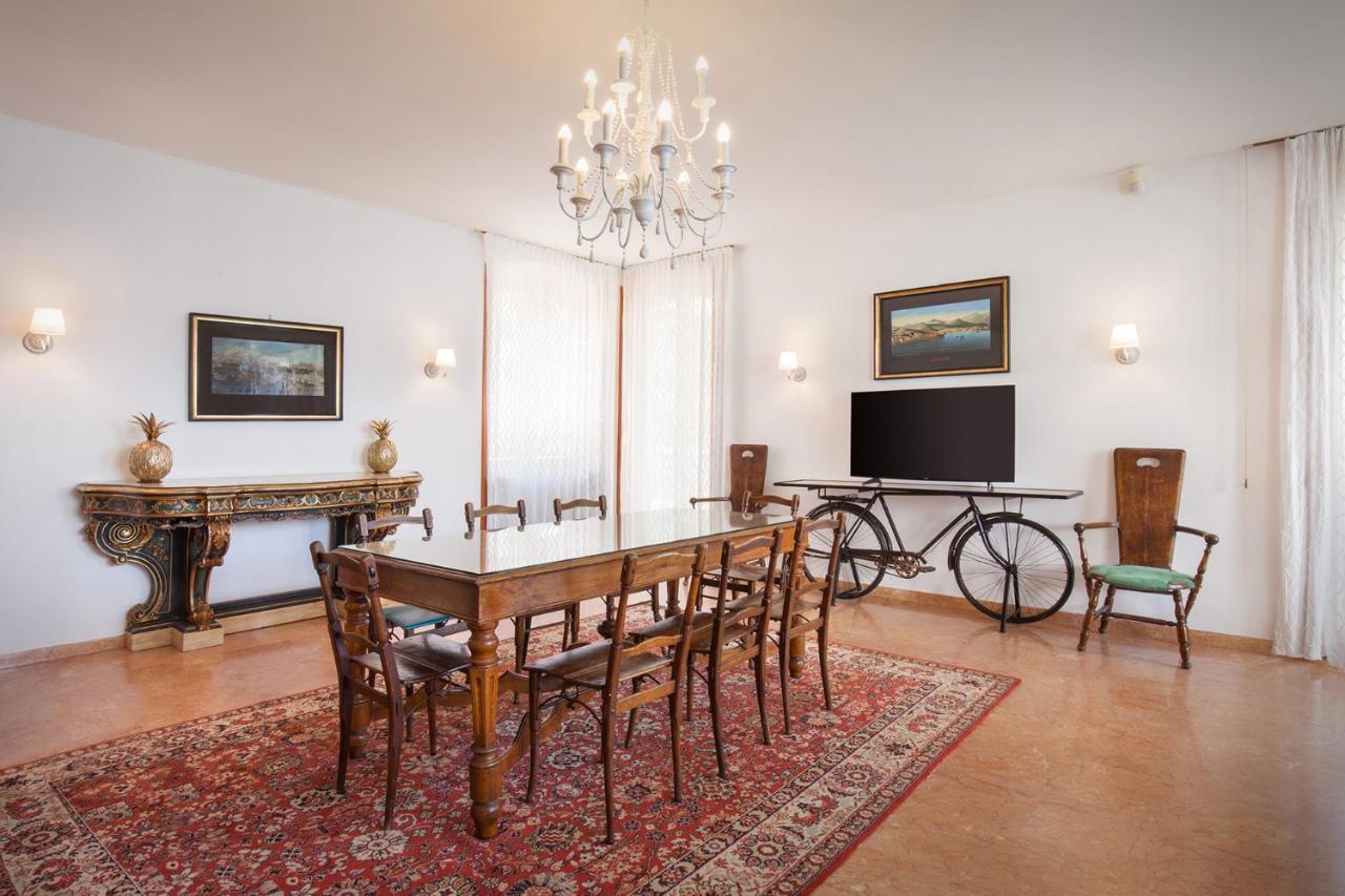 Villa Francesca-Grande Appartamento In Riva Al Lago Brenzone Extérieur photo