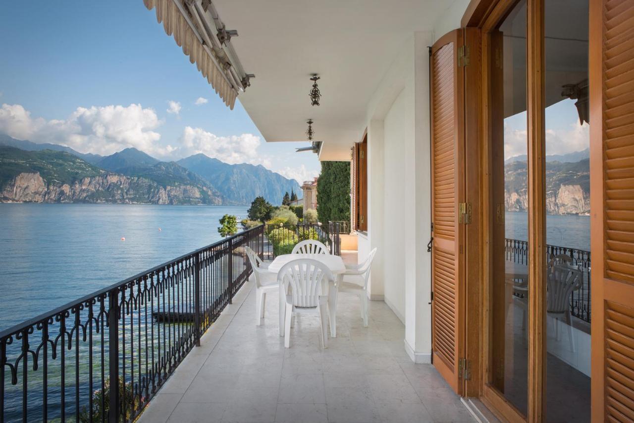 Villa Francesca-Grande Appartamento In Riva Al Lago Brenzone Extérieur photo